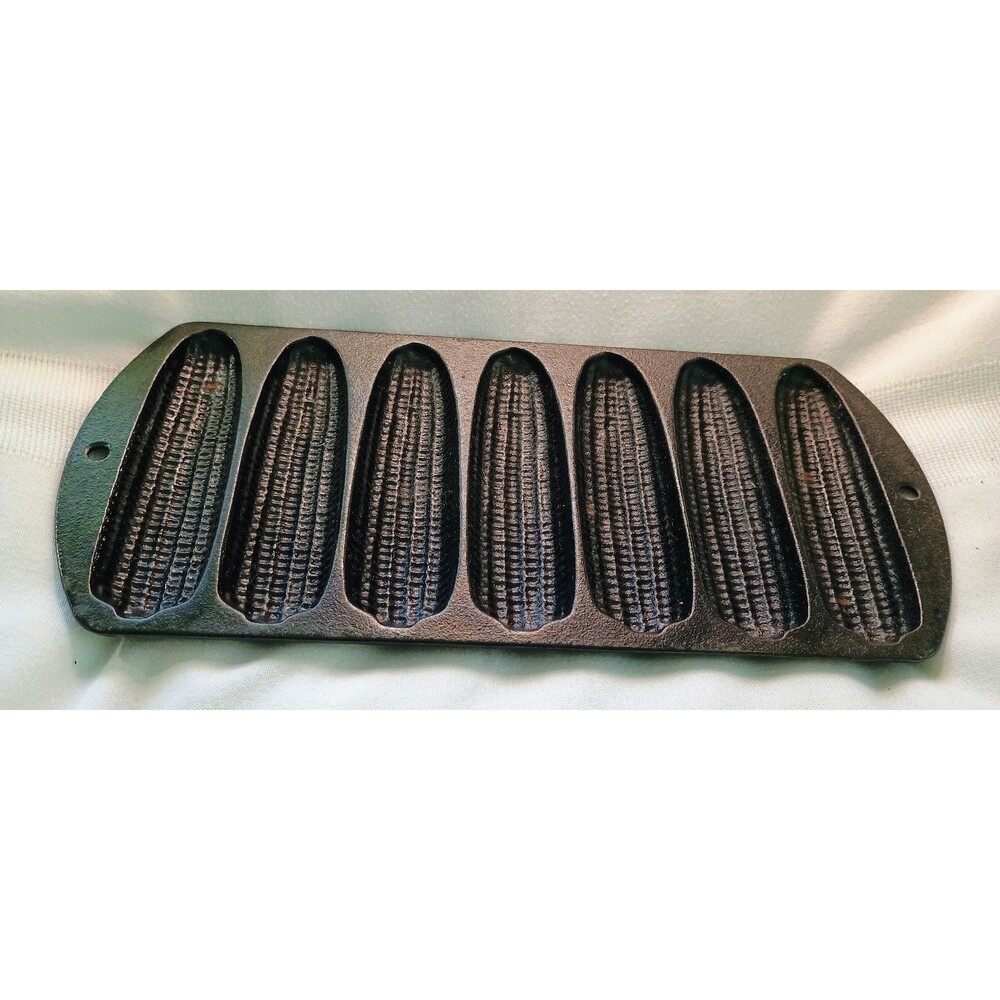 Vintage Cast Iron Cornbread Corn Bread 7 Stick Pan Made in USA